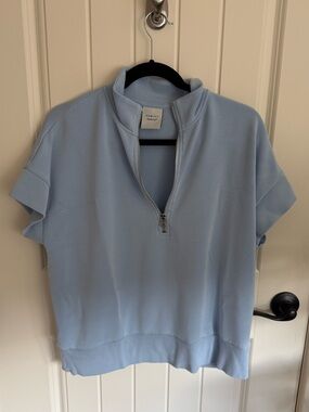 Varley Ritchie short sleeve sweat top, great condition